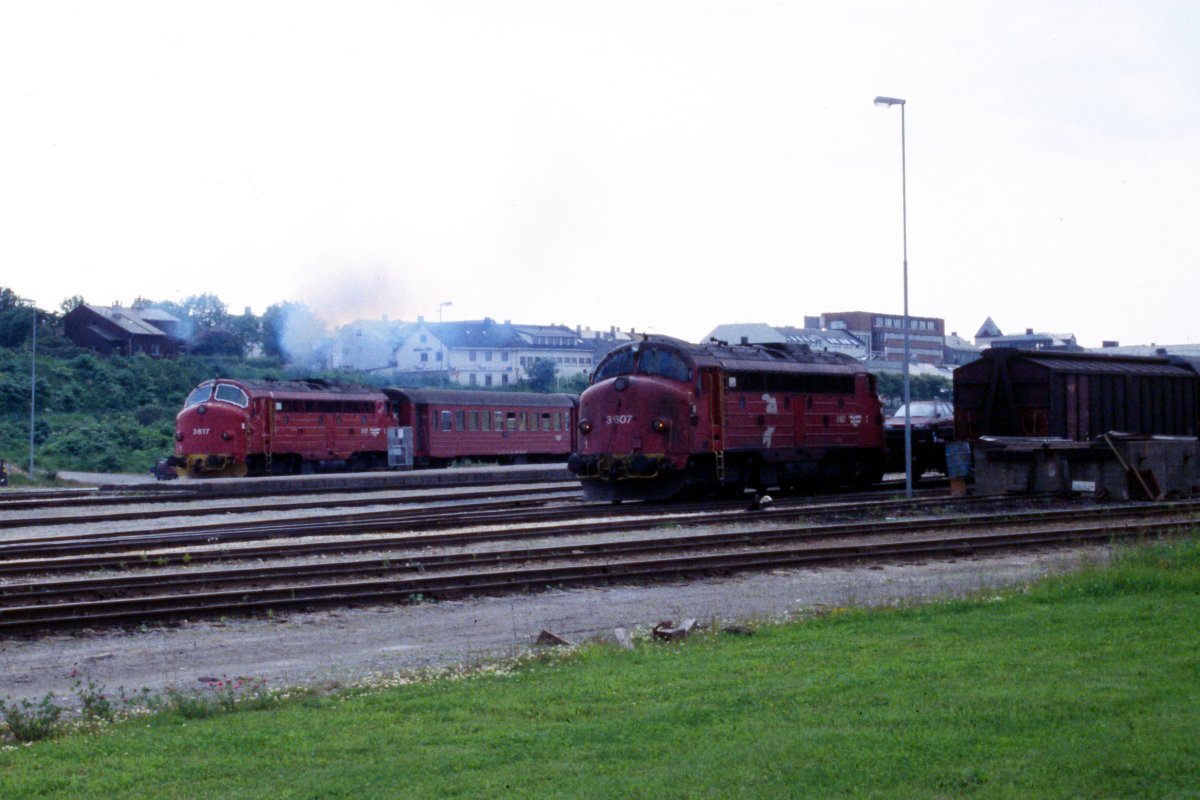Bodø (train 450), 1994-07-15   Photo: Lolke Bijlsma